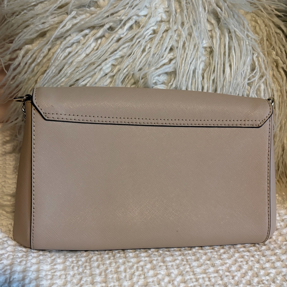 Kate Spade Light Tan Shoulder Bag with Chain Strap - Picture 3 of 5
